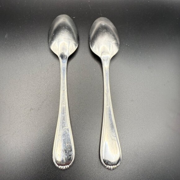 Oneida Countess Pattern Flatware 2 Teaspoons & 1 Dinner Knife - Picture 3 of 7